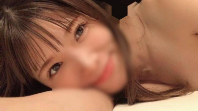 FC2-PPV-4503307 스타일 발군의 미녀가 남자친구에게 전화를 하게 하고 꼬치질을 하며 섹스 영상을 찍으면서 섹스 마사지를 받는다. [특집 리뷰 보너스 포함]