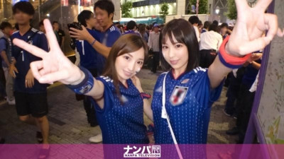 200GANA-1791 [월드컵 관람 픽업!  - - ] 일본 축구 대표, 첫 시합 승리의 광란 속에서 시합을 보러 온 미인 모델 급 서포터 2 명을 불러 호텔에서 좋은 술을 마시고 흥분을 식히지 않고 격렬 이키 절정 4P 난교  - 섹스!
