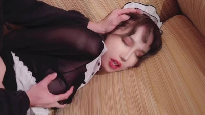 Xin Yuri rough sex conquers the bad maid