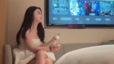 Xingba original. Sanqian about 100,000 fans on Douyin, a sexy internet celebrity - Xingba Lao Wang