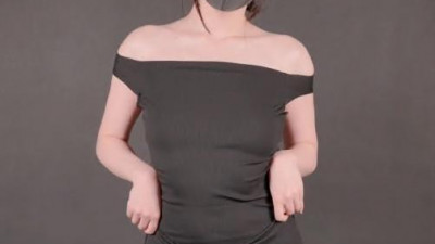 HongKongDoll doll sister. Private message short video. Play with oil by yourself