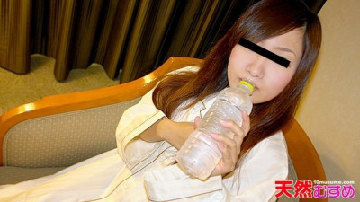 10musume-063010_01 남자친구 잠옷에 오줌싸기!  - - ?