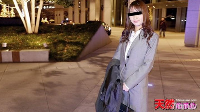 10musume-072815_01 아마추어 가치난파 ~버스를 기다리는 OL을 태웠다~