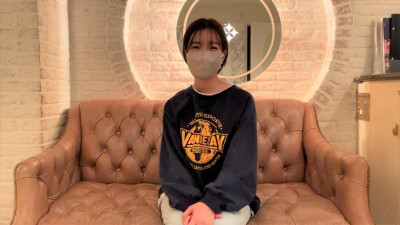 FC2-PPV-3746279 [번외편] 반바지가 잘 어울리는 22세 여대생.  - - 그녀는 끈질긴 전기 마사지기에 괴로움에 기절하고 작은 보지에 고기 막대기가 꽂힌 자지의 모양을 외우게 합니다.