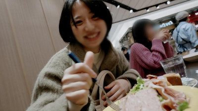 FC2-PPV-4070426 12/19까지 1500포인트 [뻣뻣한 머리/진지한] 짧은 보브가 잘 어울리는 30대 정도의 여자와 진지한 섹스.  - - 두 번 섹스를 했고 엄청난 질내 사정을 했습니다.  - - [1시간 13분]