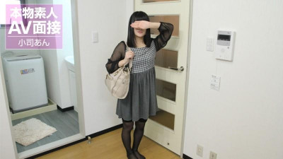 10musume-100420_01 아마추어 AV인터뷰 ~관능소설을 좋아하는 수수안경소녀가 응모했습니다~