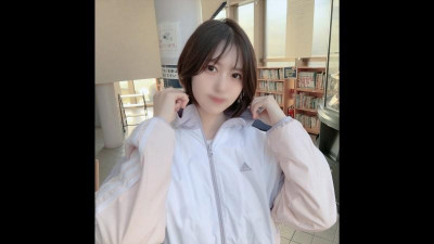 FC2-PPV-4245658 첫 촬영 및 얼굴공개!  - - !  - - 내일까지 한정!  - - !  - - 큐슈에서 도쿄로 상경한 신입 미용사를 우리 미용실에 데려가서 미용실 밖으로 데리고 나가서 야외에서 섹스를 했습니다!  - - !  - - 상사라는 절대적인 지위를 이용해 2번 연속 사정!  - - !