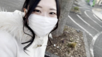 FC2-PPV-4305109 1주일 한정 가격!  - - [No] 새하얀 피부에 늘 웃는 얼굴, 순종적인 성격의 신입 미용사 미나토짱!  - - 수줍음이 많은 것 같지만 사실은 야한 걸 좋아해요.  - - 질내 사정 SEX + 보너스 입으로 비디오
