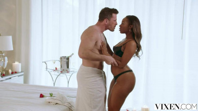 Working Hard – Chanell Heart